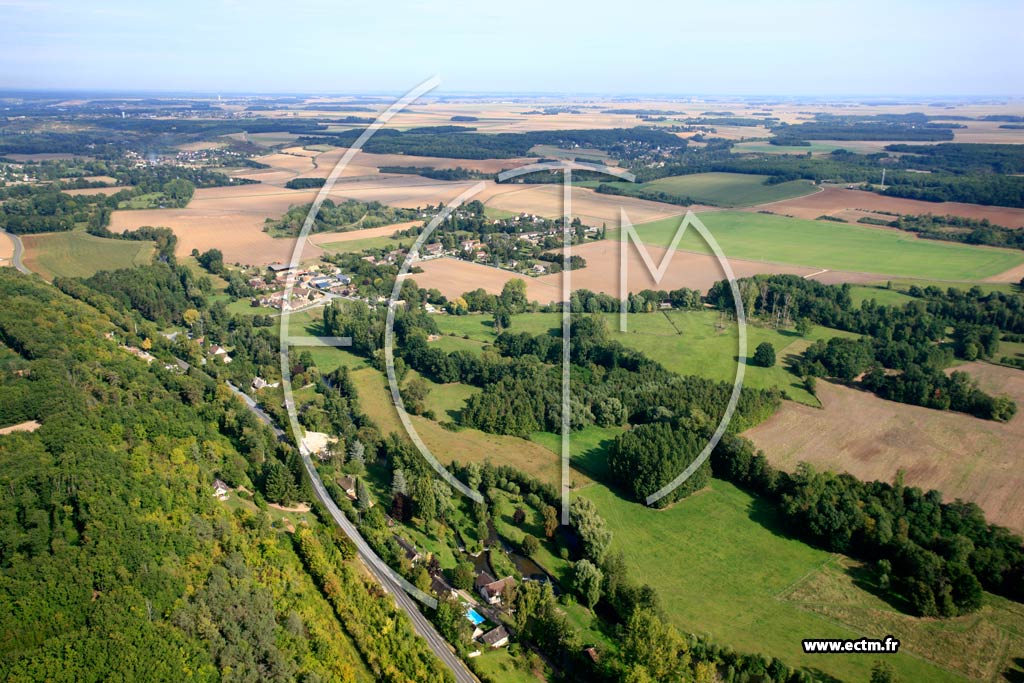 Photo arienne de Villemeux-sur-Eure (Les Trois Moulines)