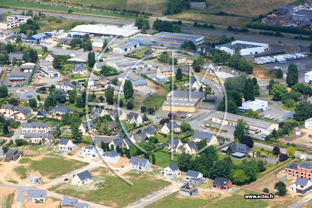 Photo arienne de Bde (La Touche)