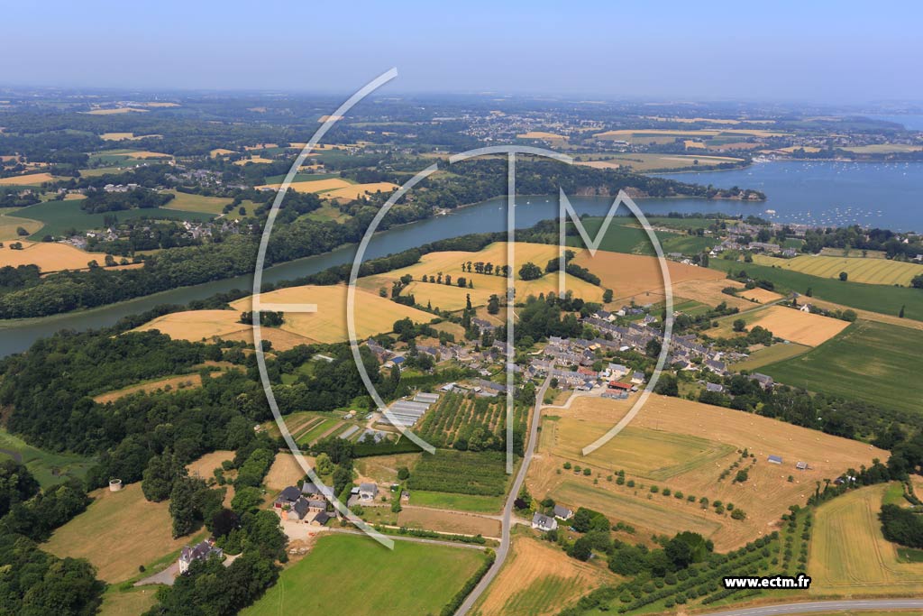 Photo arienne de Pleudihen-sur-Rance (La Chapelle de Mordreuc)