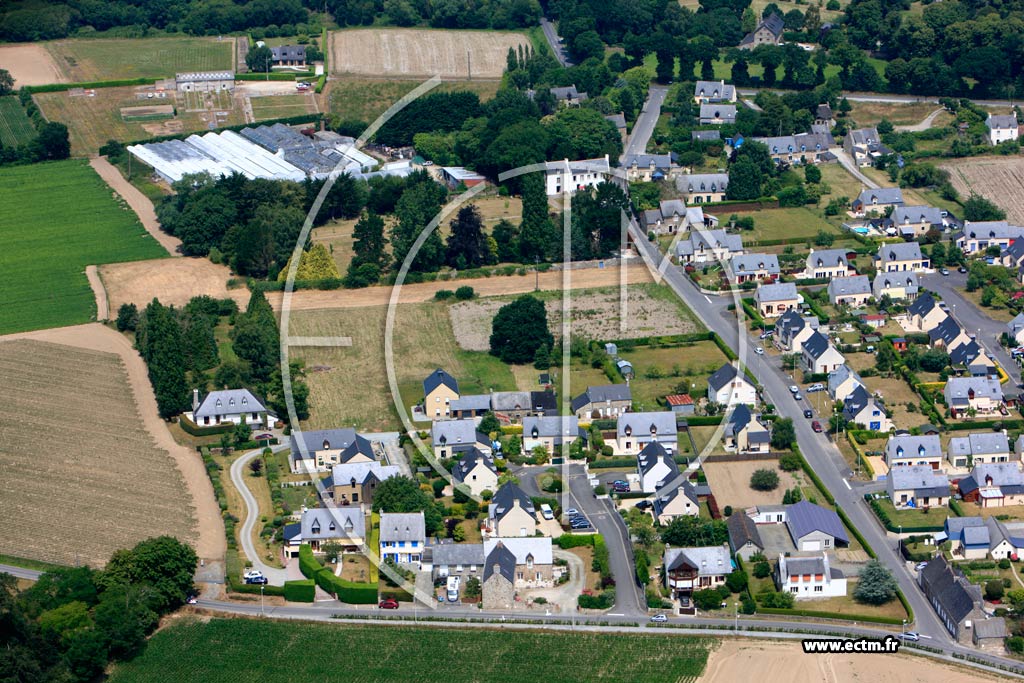 Photo arienne de Saint-Jouan-des-Gurets