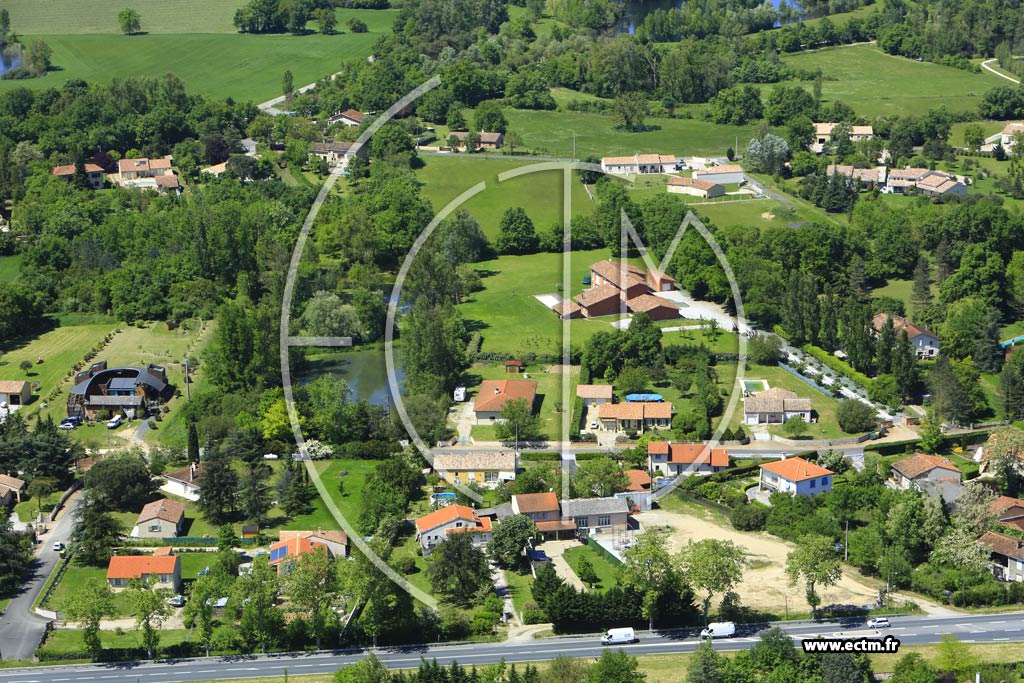 Photo arienne de Cambounet-sur-le-Sor (En Toulze)