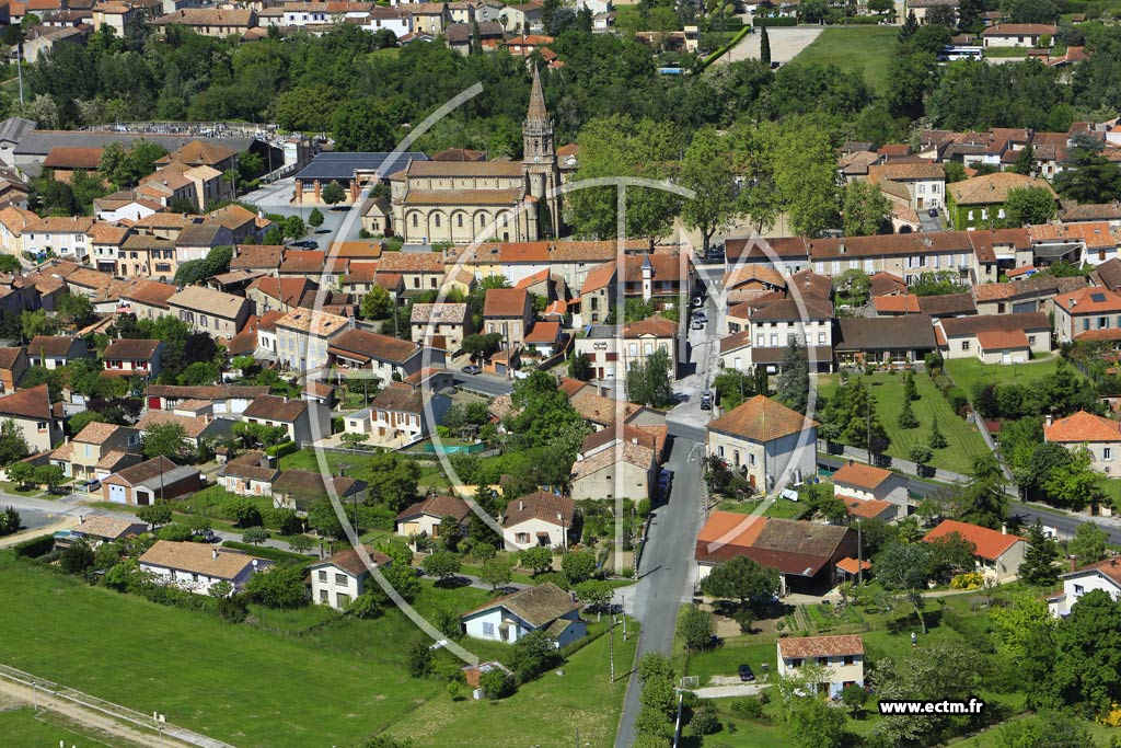 Photo arienne de Saint-Paul-Cap-de-Joux (Centre)