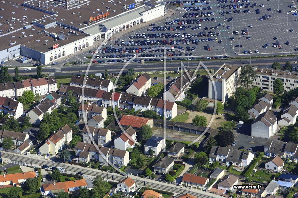 Photo arienne de Saint-Jean-de-la-Ruelle (les Renardires)