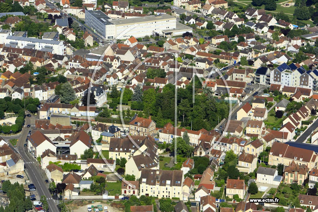 Photo arienne de Auxerre (Saint-Amatre)