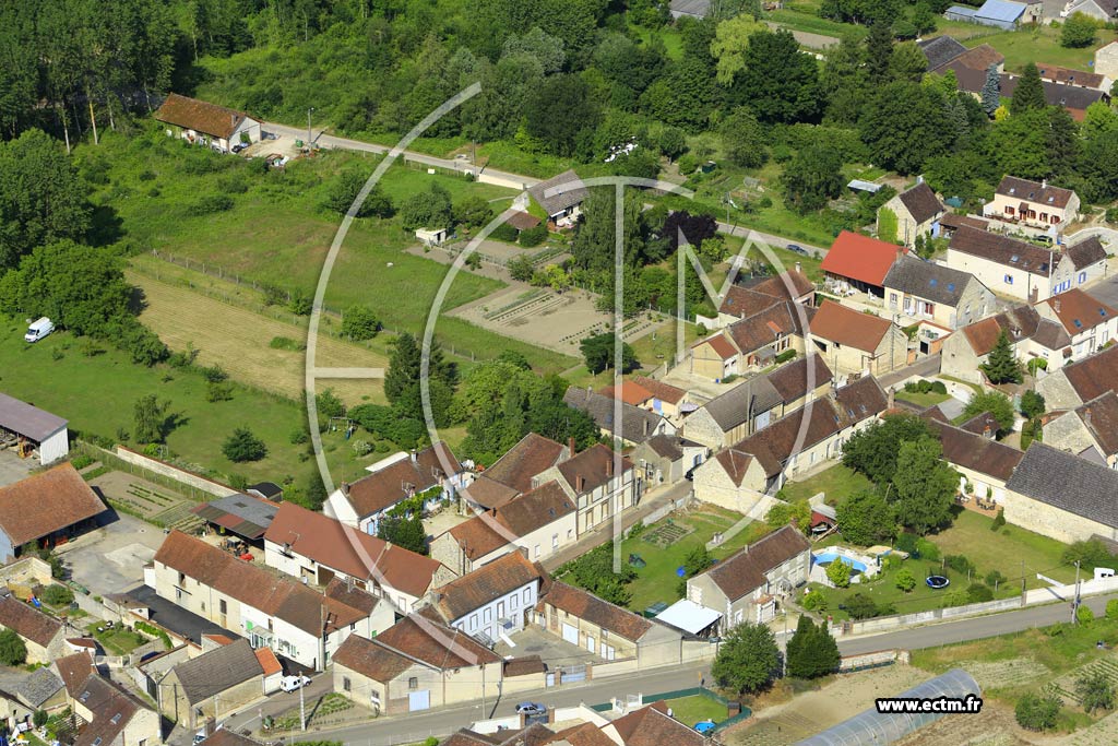 Photo arienne de Fleury-la-Valle