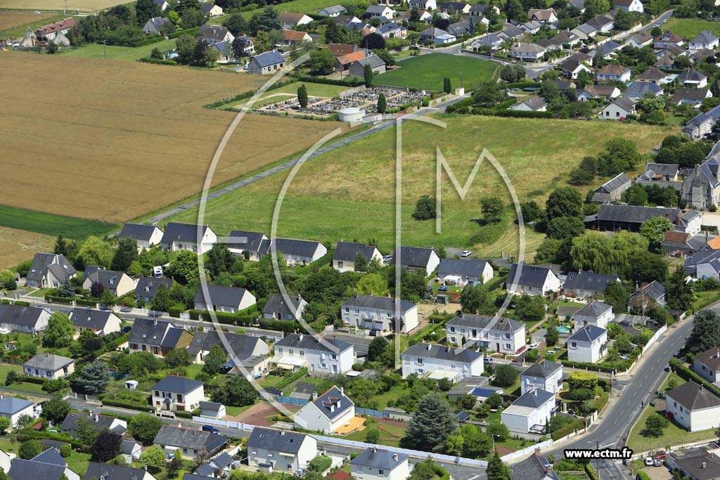 Photo arienne de Paray-Meslay (la Pinotire - la Rue de Paray)