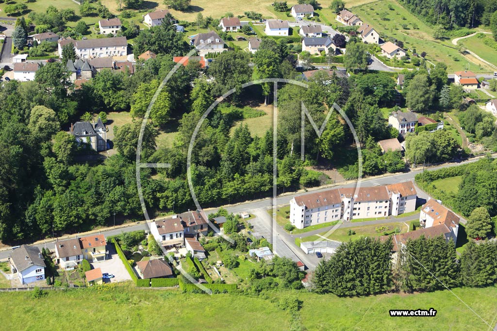 Photo arienne de Luxeuil-les-Bains (Avenue Jean Moulin)