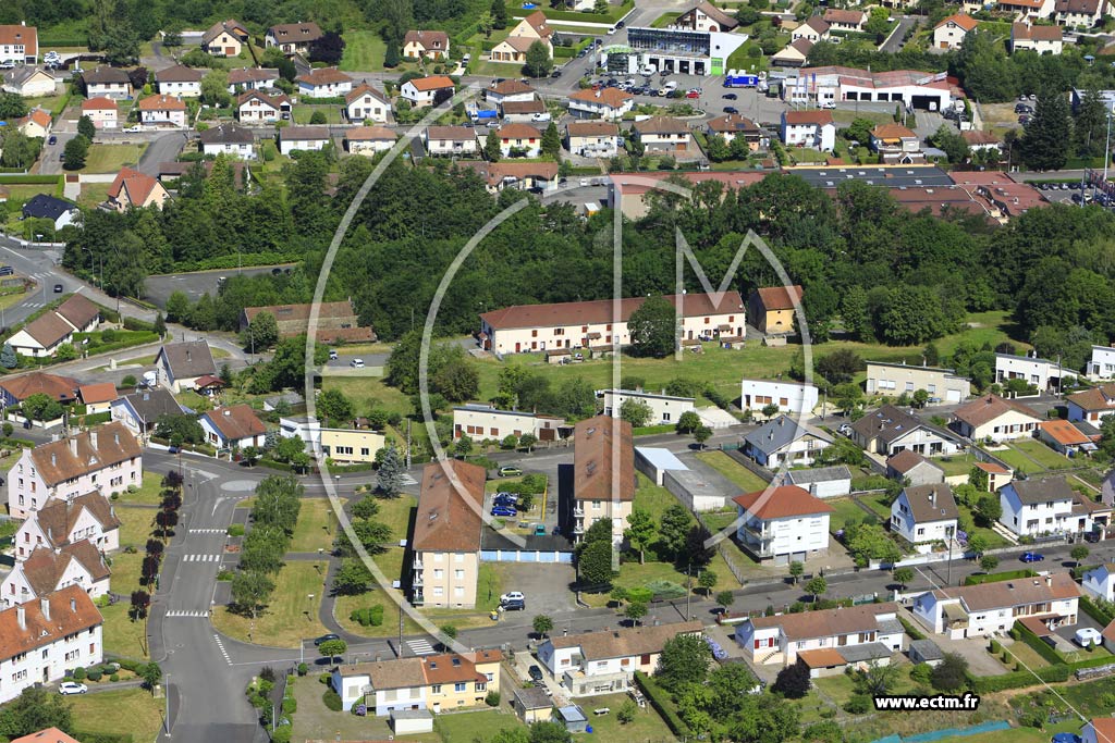 Photo arienne de Luxeuil-les-Bains (Mont Valot)