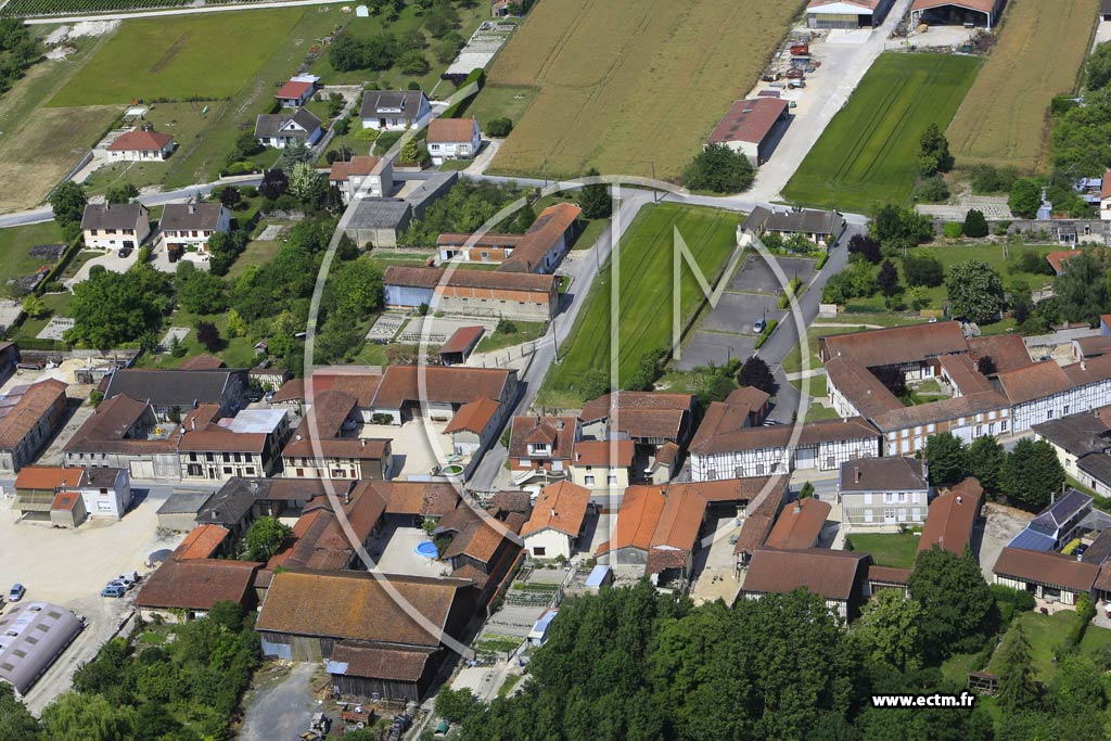 Photo arienne de Saint-Amand-sur-Fion