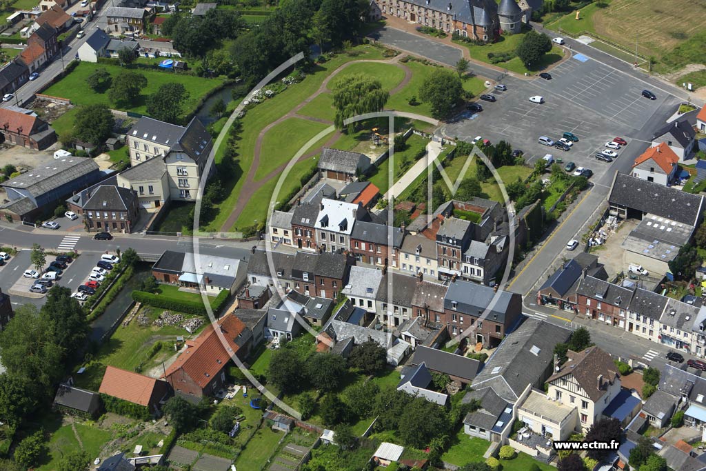 Photo arienne de Criel-sur-Mer (Quartier du Manoir de Branon)