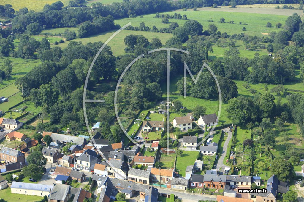 Photo arienne de Saint-Quentin-la-Motte-Croix-au-Bailly (la Targette)