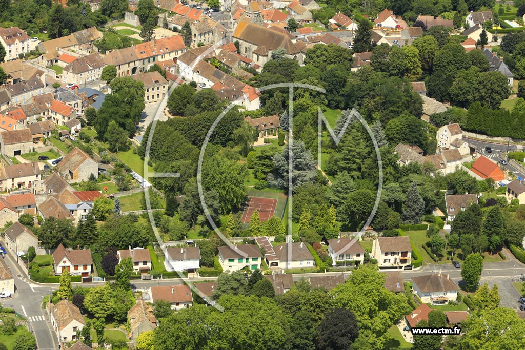 Photo arienne de Boissy-sous-Saint-Yon (la Fontaine Saint-Lubin)