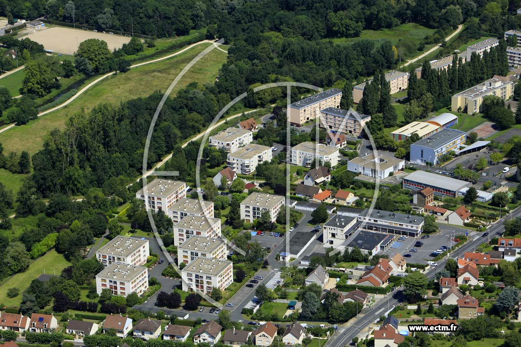 Photo arienne de Sainte-Genevive-des-Bois (Germinal)