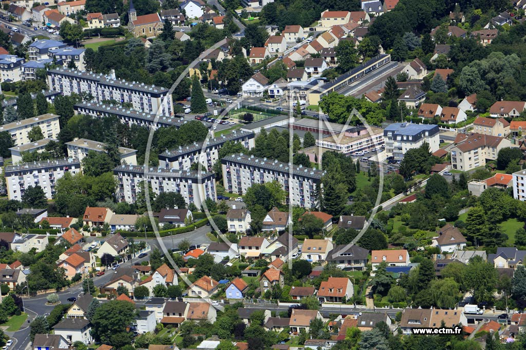 Photo arienne de Sainte-Genevive-des-Bois (la Hronnire)