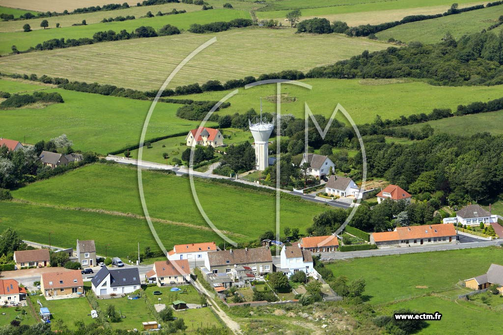 Photo arienne de Ferques (les Communes)