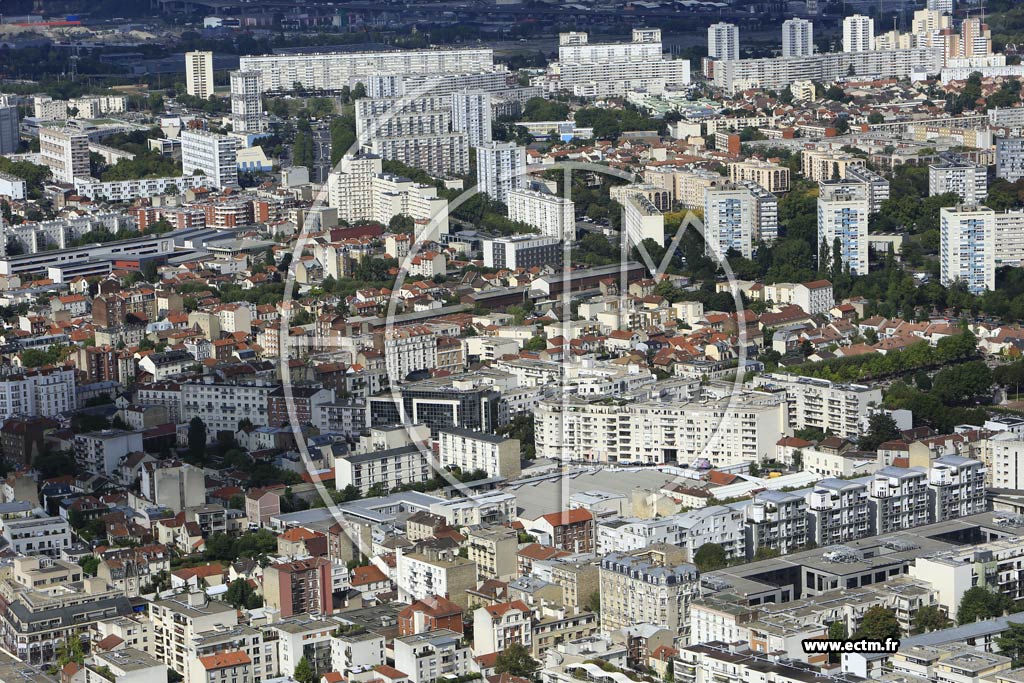 Photo arienne de Asnires-sur-Seine (Voltaire)