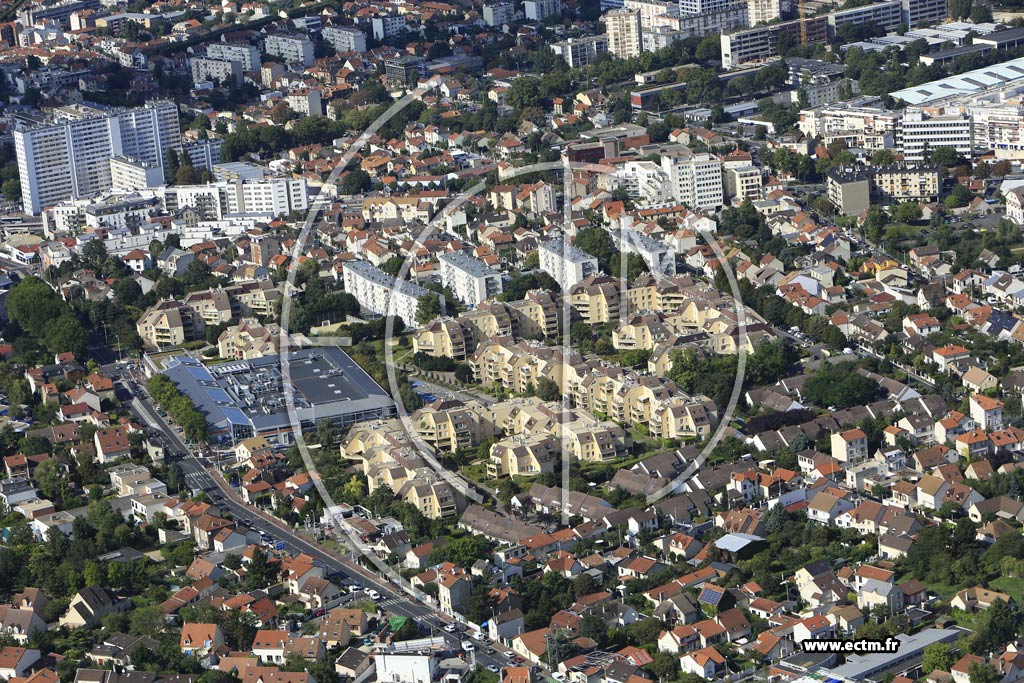 Photo arienne de Nanterre (les Damades)