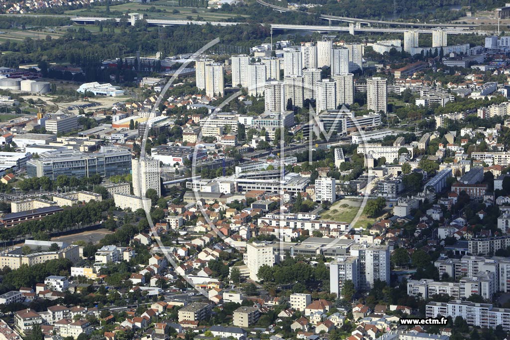 Photo arienne de Nanterre (les Goulvents)