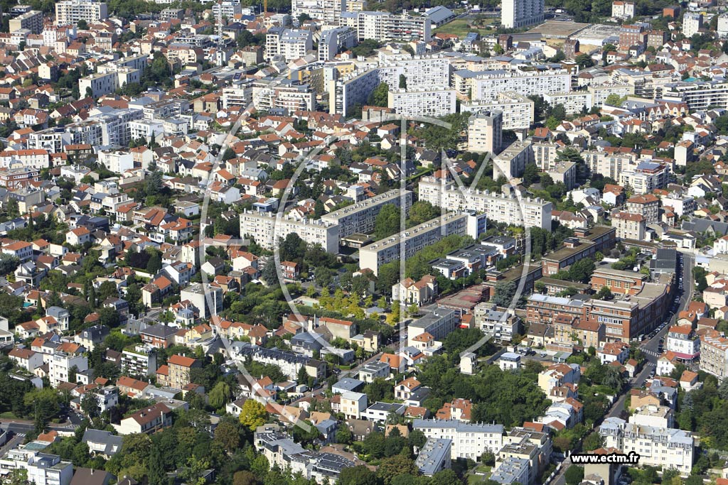 Photo arienne de Suresnes (les Trs Bourgeois)