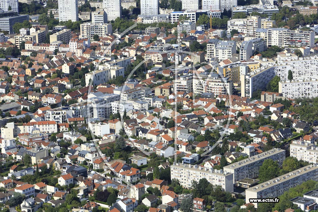 Photo arienne de Suresnes (les Trs Bourgeois)