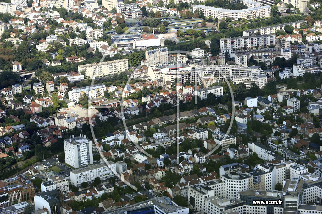 Photo arienne de Suresnes (Quai Marcel Dassault)