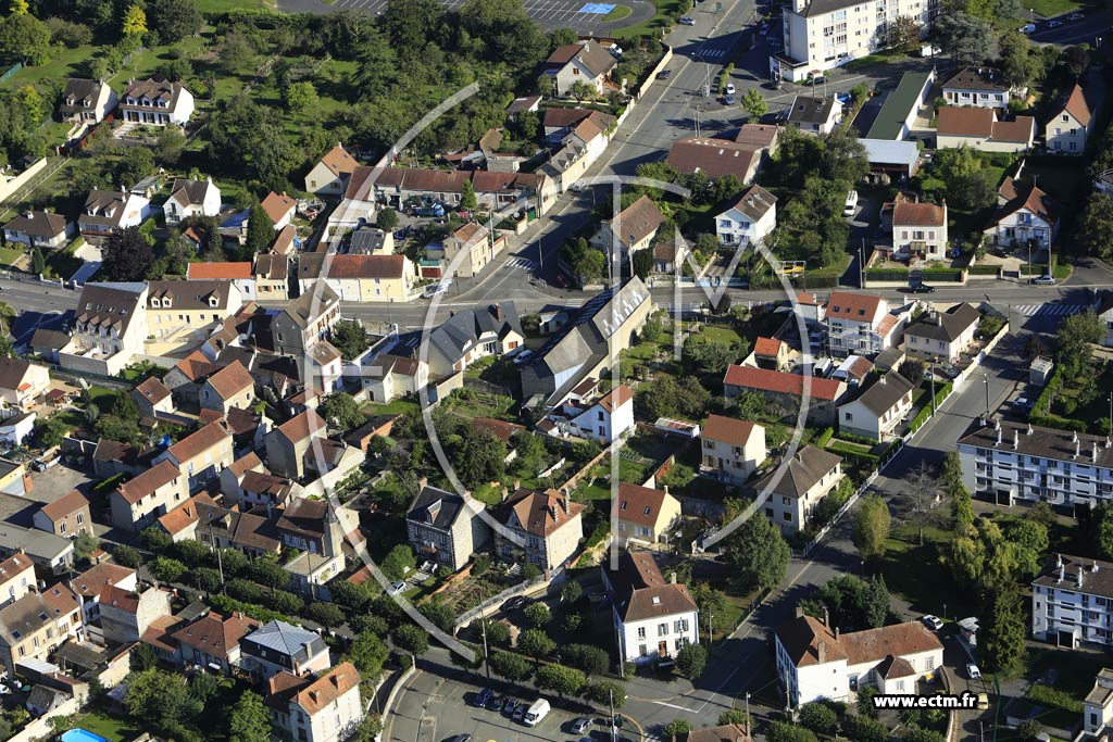 Photo arienne de Bonnires-sur-Seine (Quartier des Rues J. Deschamps et L. Ganbetta)