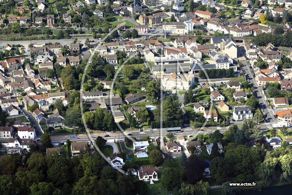 Photo arienne de Juziers (Quartier du Chemin de Contre-Halage)