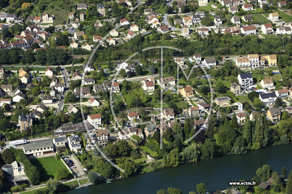 Photo arienne de Juziers (Quartier du Chemin de Contre-Halage)