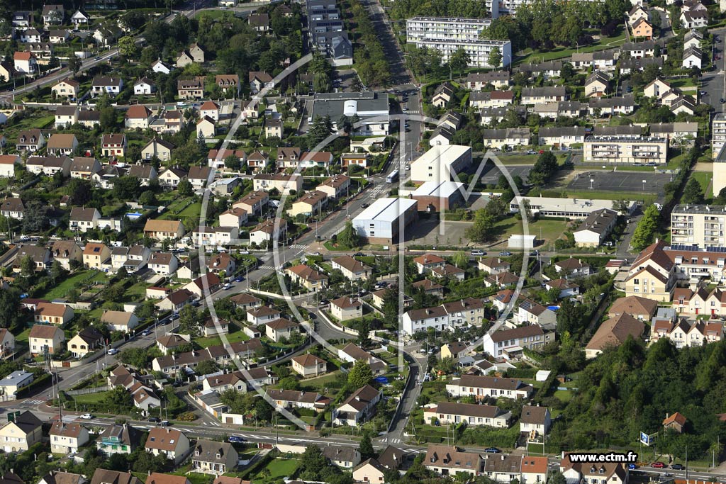 Photo arienne de Limay (Quartier de l'Avenue de la Paix)