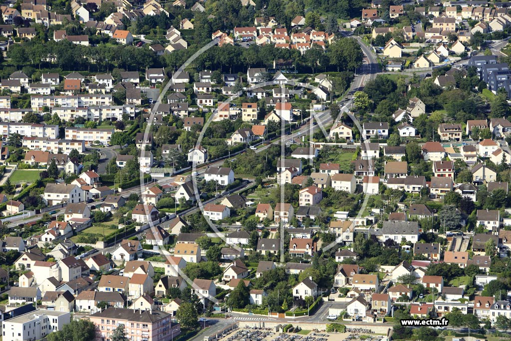 Photo arienne de Limay (Quartier du Chteau des Clestins)