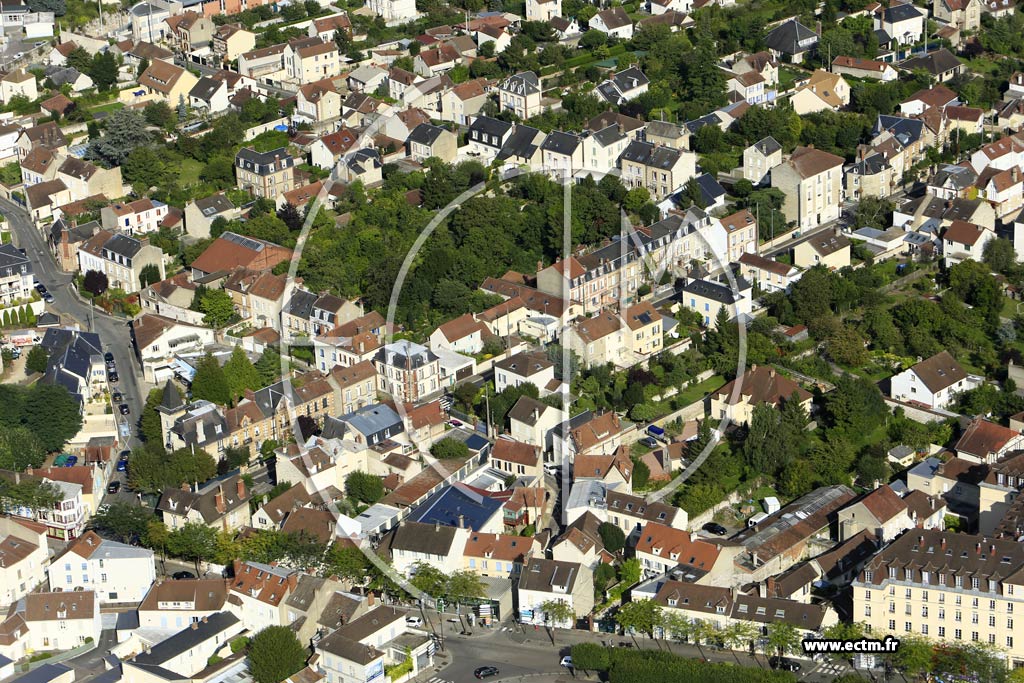 Photo arienne de Mantes-la-Jolie (les Cordeliers - les Martraits)