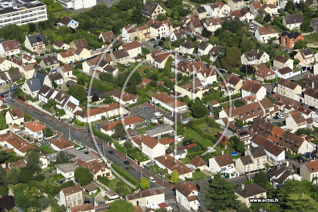 Photo arienne de Mantes-la-Jolie (Quartier de la Rue des coles)