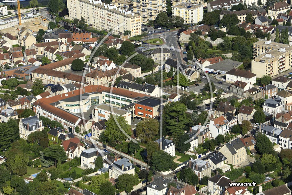 Photo arienne de Mantes-la-Jolie (Quartier de la Rue des coles)