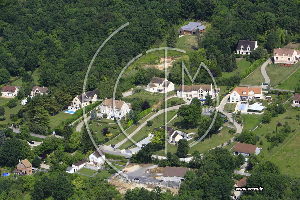 Photo arienne de Saint-Martin-la-Garenne (les Noues)