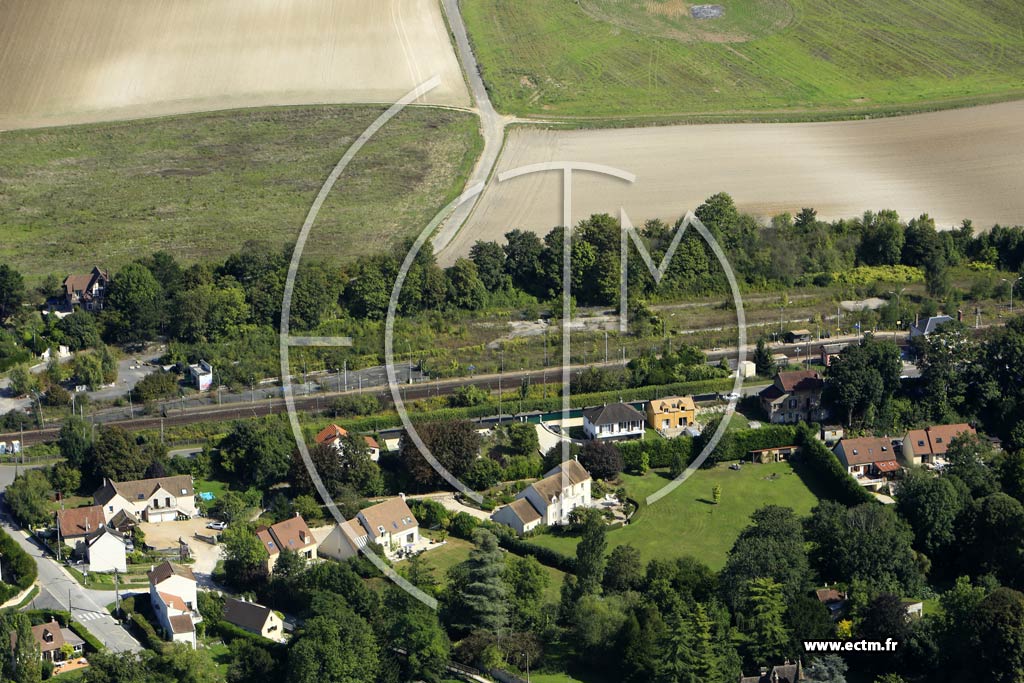 Photo arienne de Beynes (le Pont Barrat)