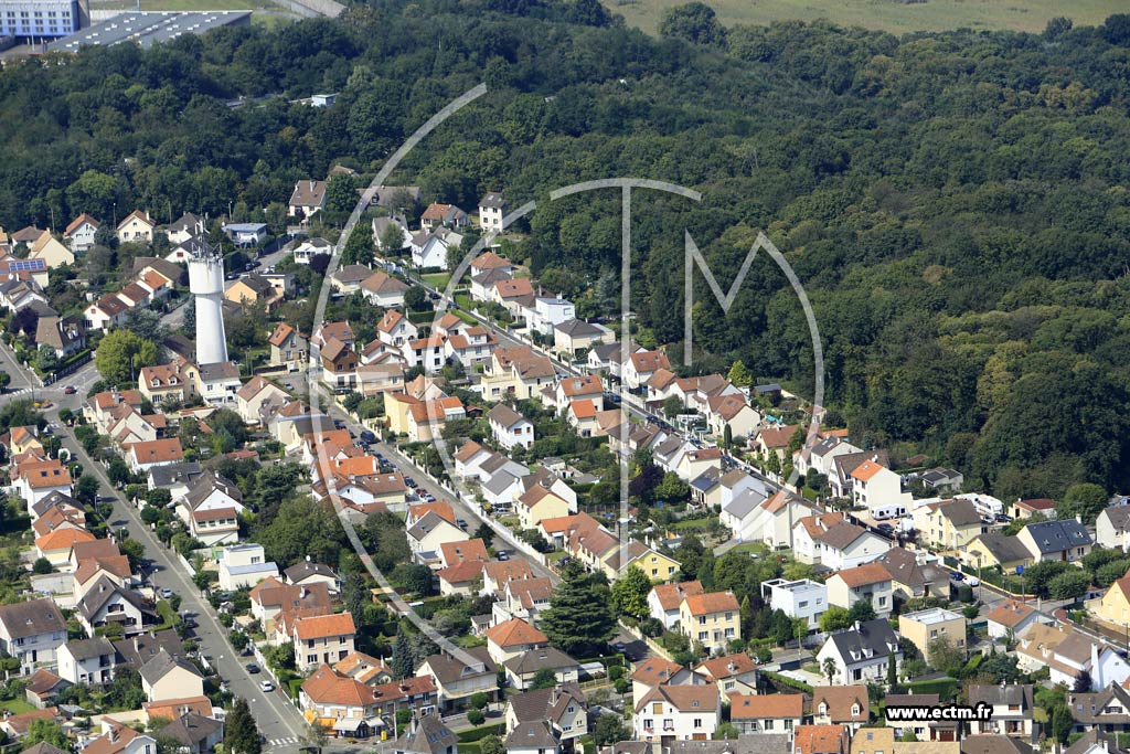 Photo arienne de Bois d'Arcy (la Chapelle Saint-Jean)