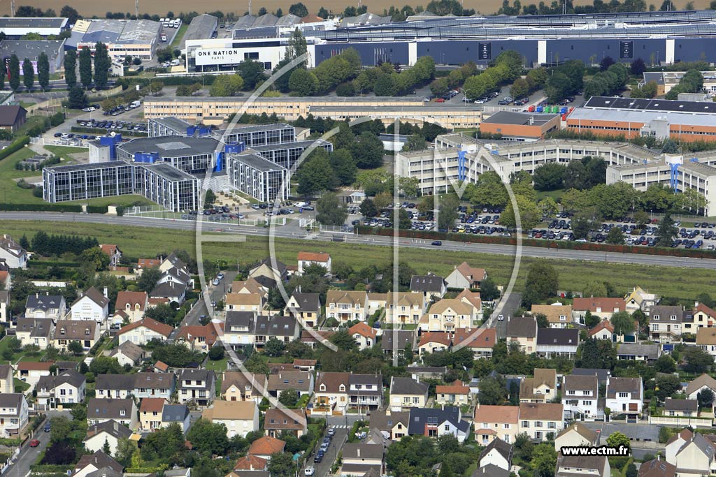 Photo arienne de Les Clayes-sous-Bois (la Vigneraie)