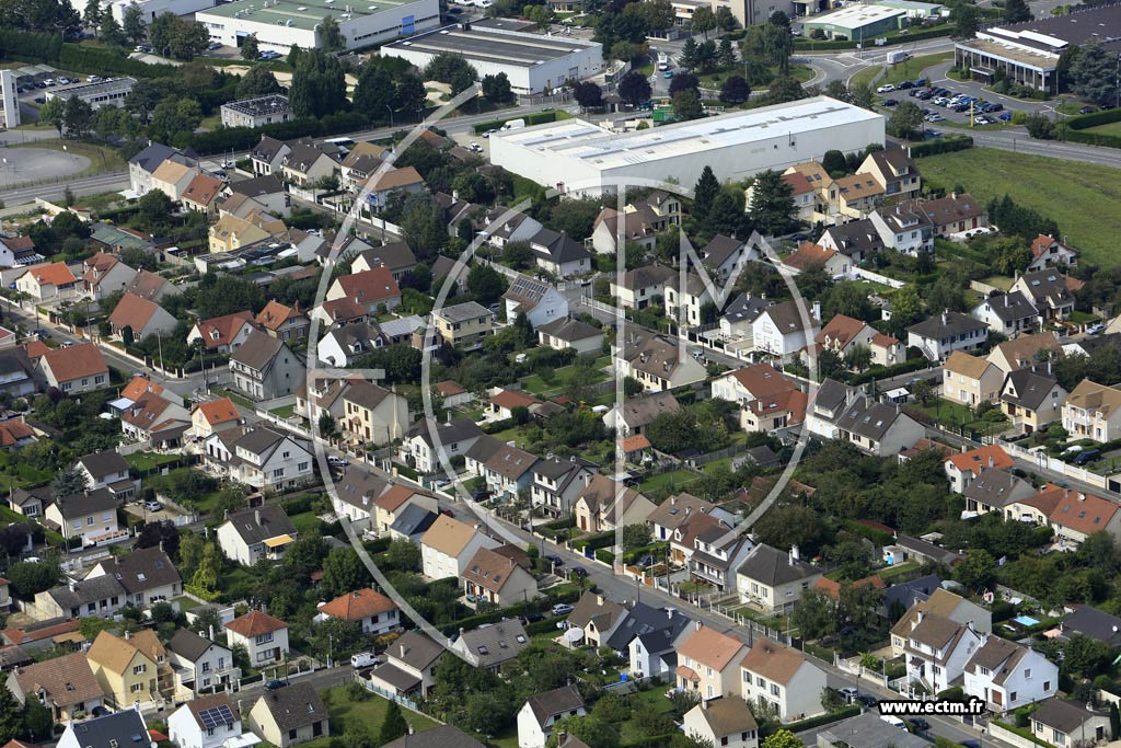 Photo arienne de Les Clayes-sous-Bois (la Vigneraie)