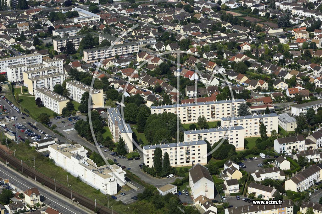 Photo arienne de Les Clayes-sous-Bois (le Cottage)