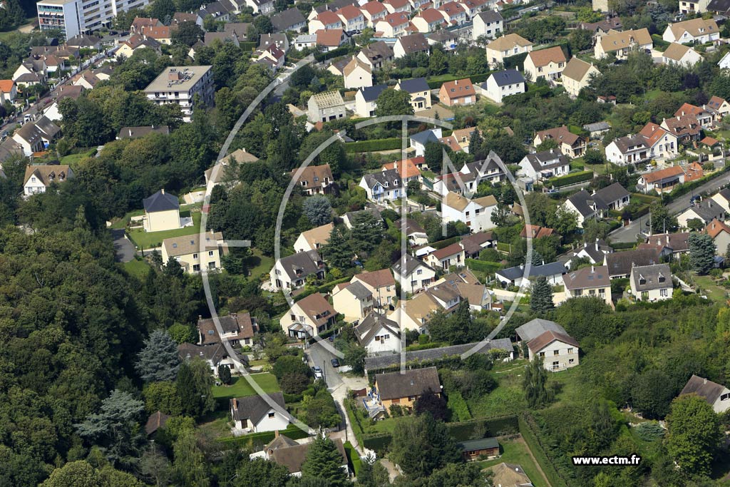 Photo arienne de Les Clayes-sous-Bois (le Val d'Arcy)