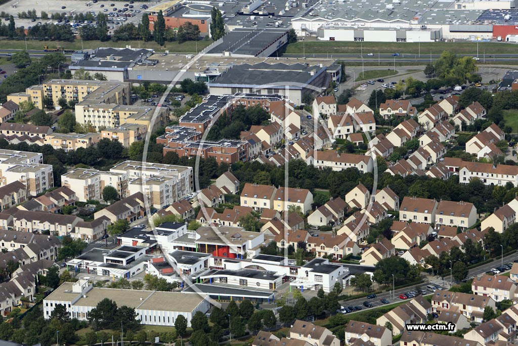 Photo arienne de Plaisir (Quartier de l'Avre)