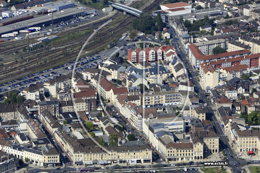 Photo arienne de Creil (Gare)