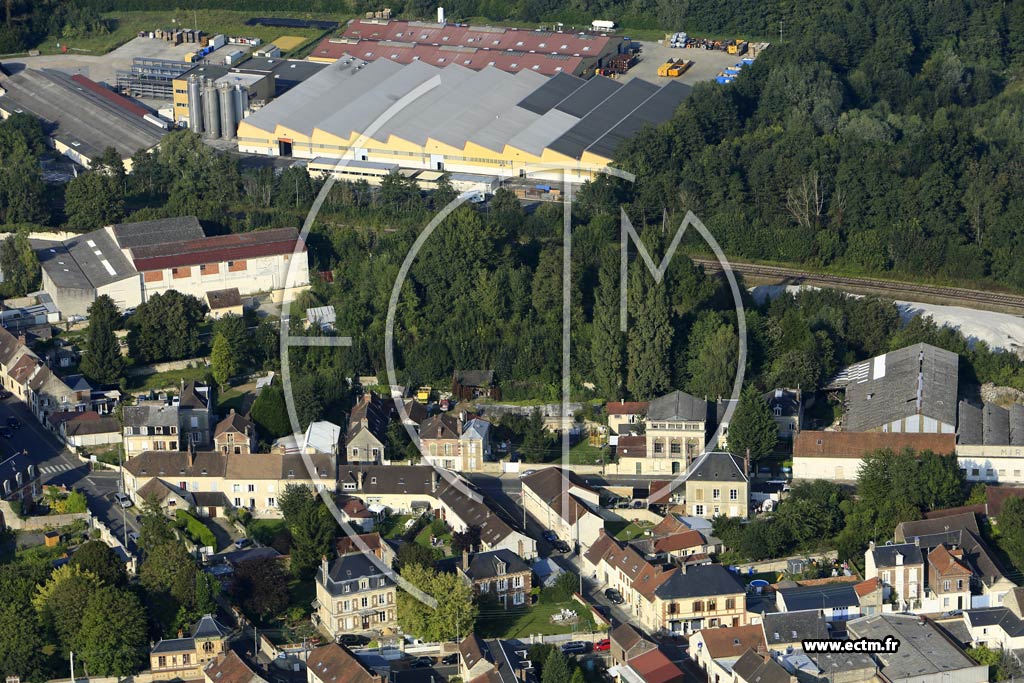 Photo arienne de Mouy (Gare)