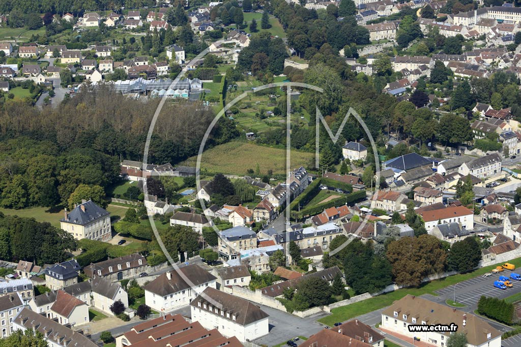 Photo arienne de Senlis (Faubourg Saint-Martin)