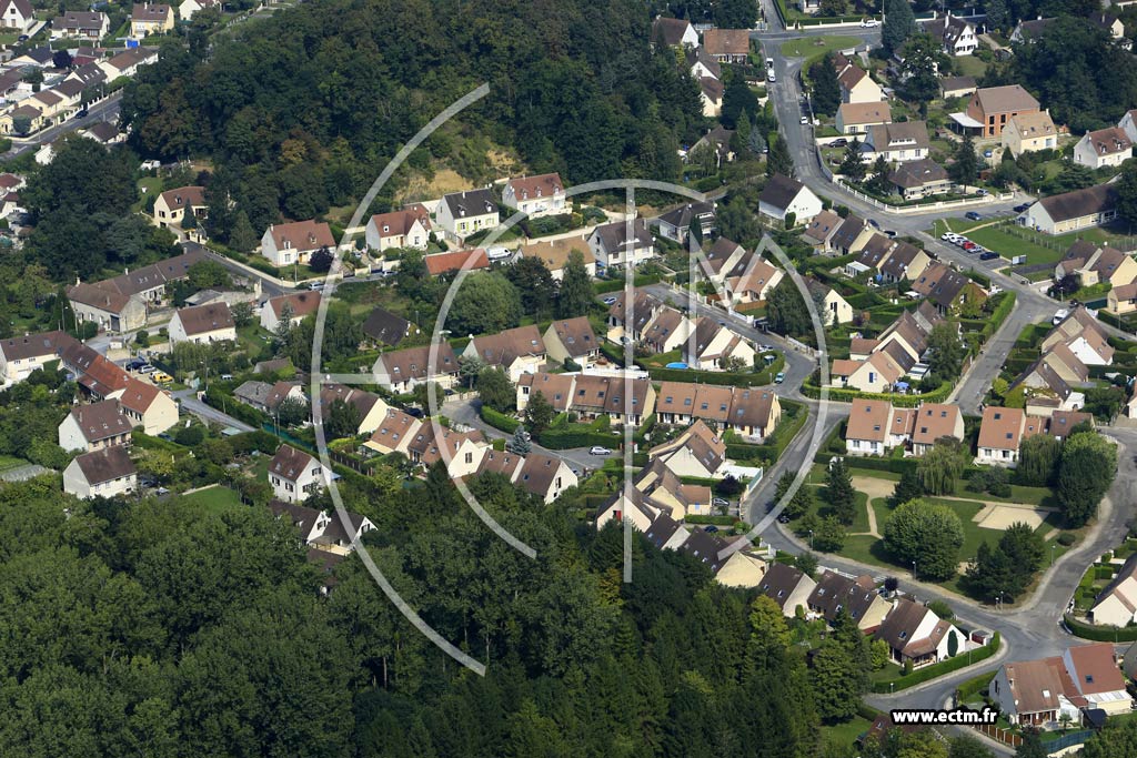 Photo arienne de Verneuil-en-Halatte (les Sablons)