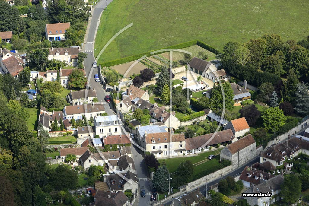 Photo arienne de Vineuil-Saint-Firmin (Saint-Firmin)