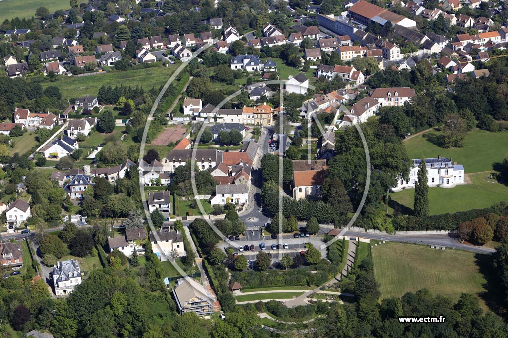 Photo arienne de Marolles-en-Brie (les Fourneaux)