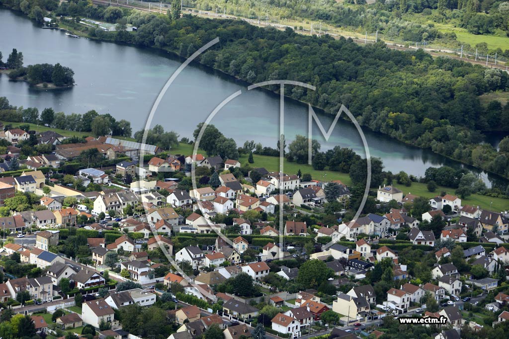 Photo arienne de Vigneux-sur-Seine (Quartier du Lac du Chteau Fraye)