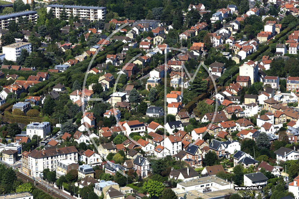 Photo arienne de Enghien-les-Bains