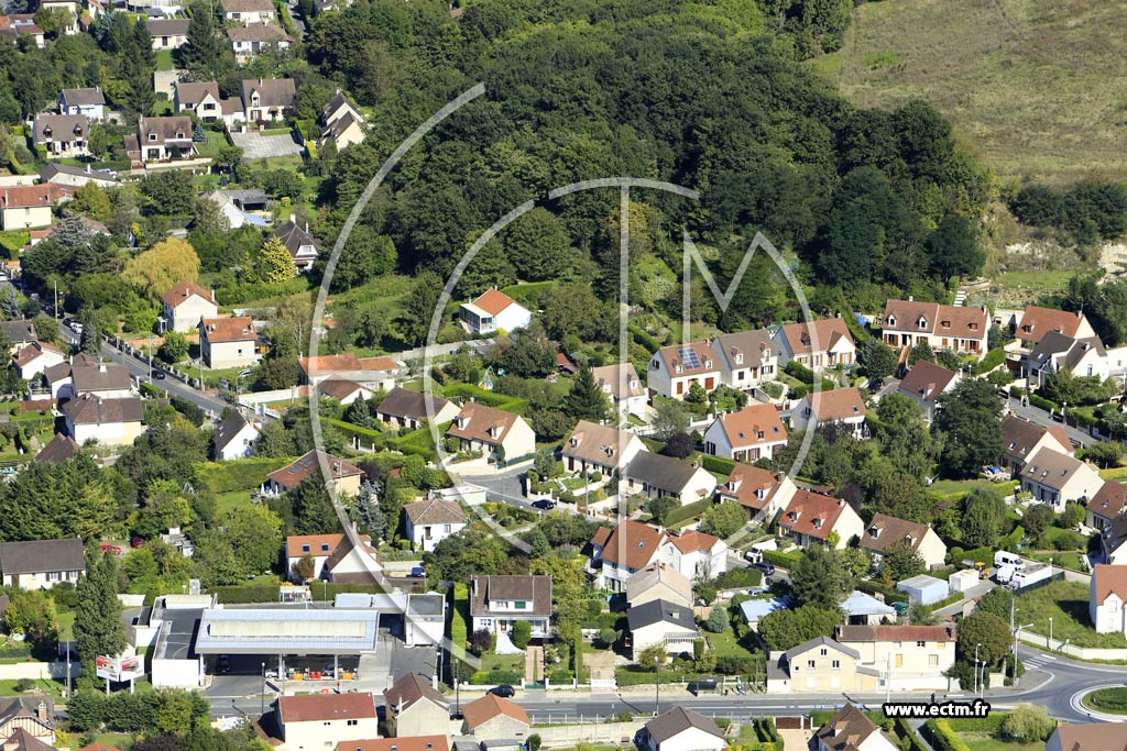 Photo arienne de Frpillon (les Fortes Terres)